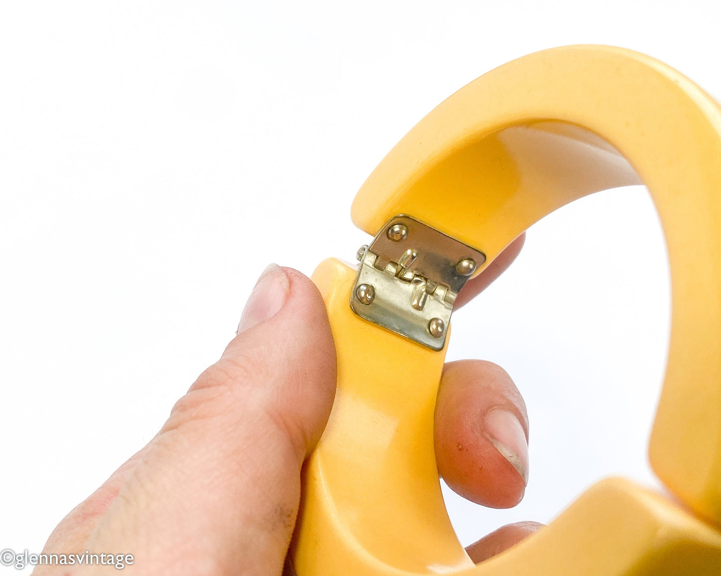 1930s Butterscotch Bakelite Bracelet | Yellow Bakelite Hinge Clamper
