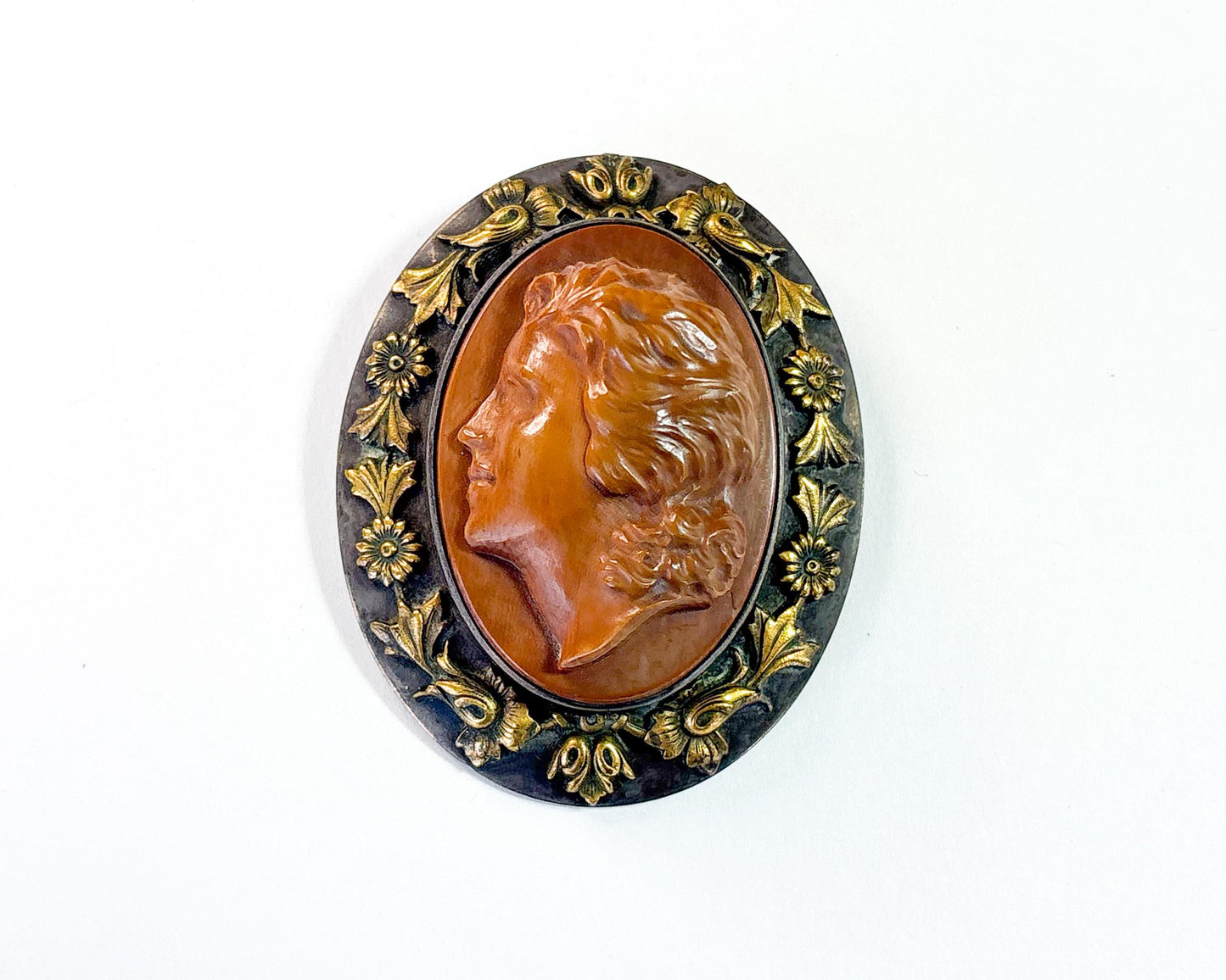 1930s Carved Stone Cameo Brooch Pendant with Floral Silver Frame