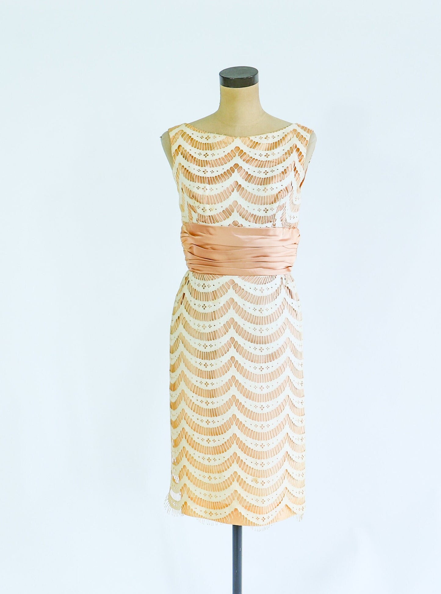 1950s Apricot & White Lace Sheath Dress, Small