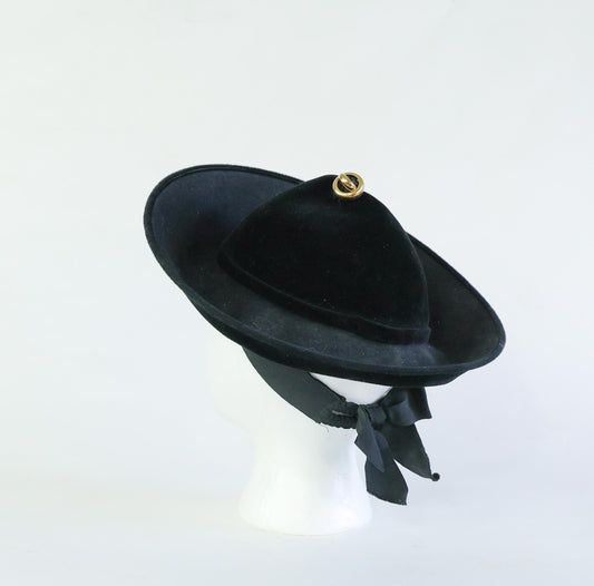 1940s Black Velvet & Wool Felt Hat