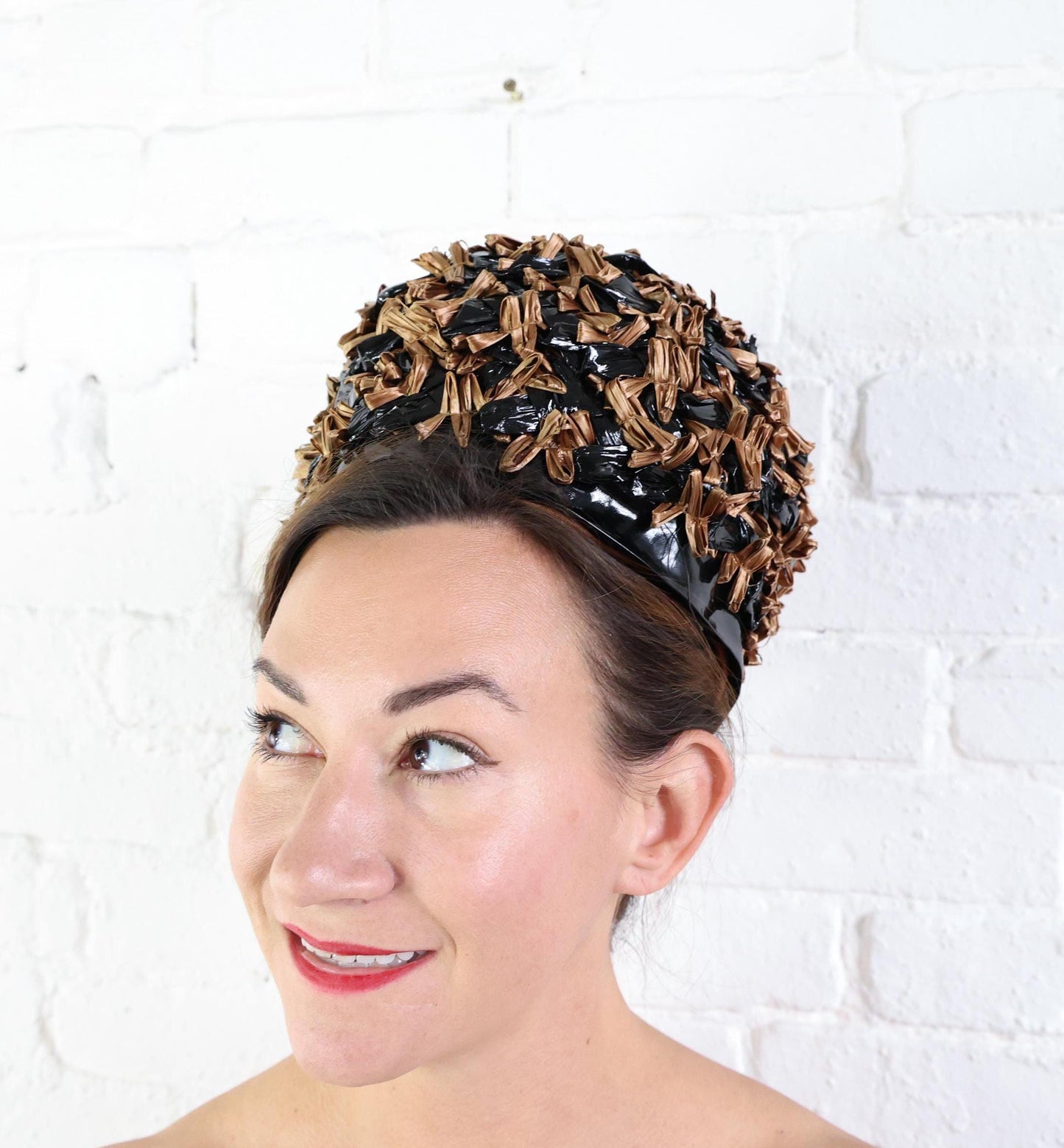 1960s Brown Black Raffia Bubble Hat