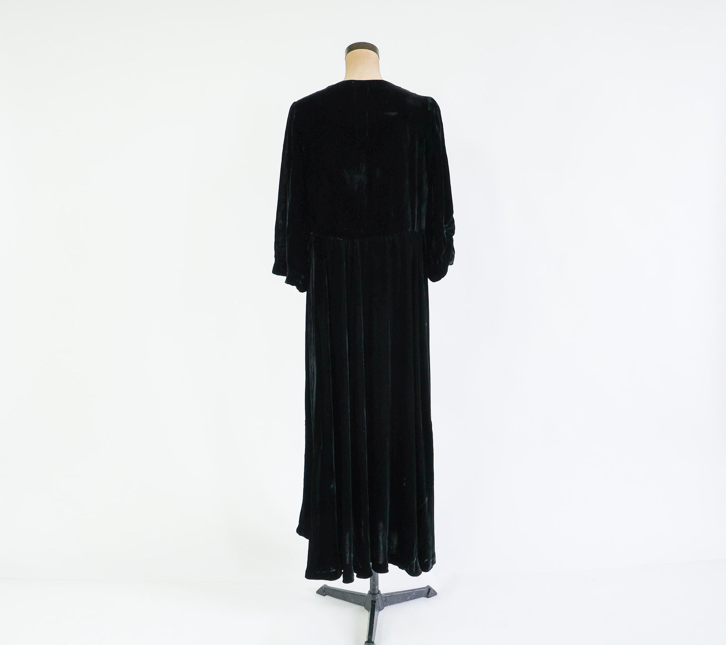 1930s Black Silk Velvet Evening Gown, 40" Waist