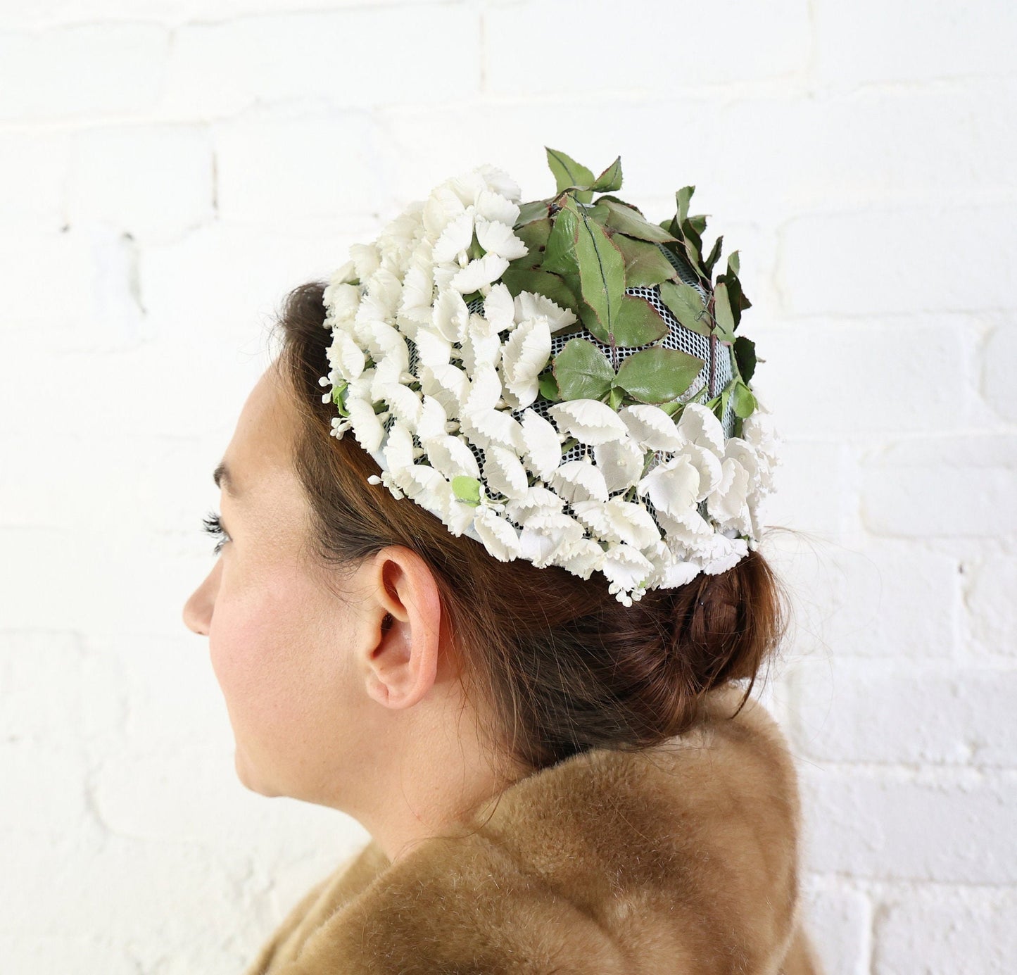 1950s White Flowers Fascinator Hat