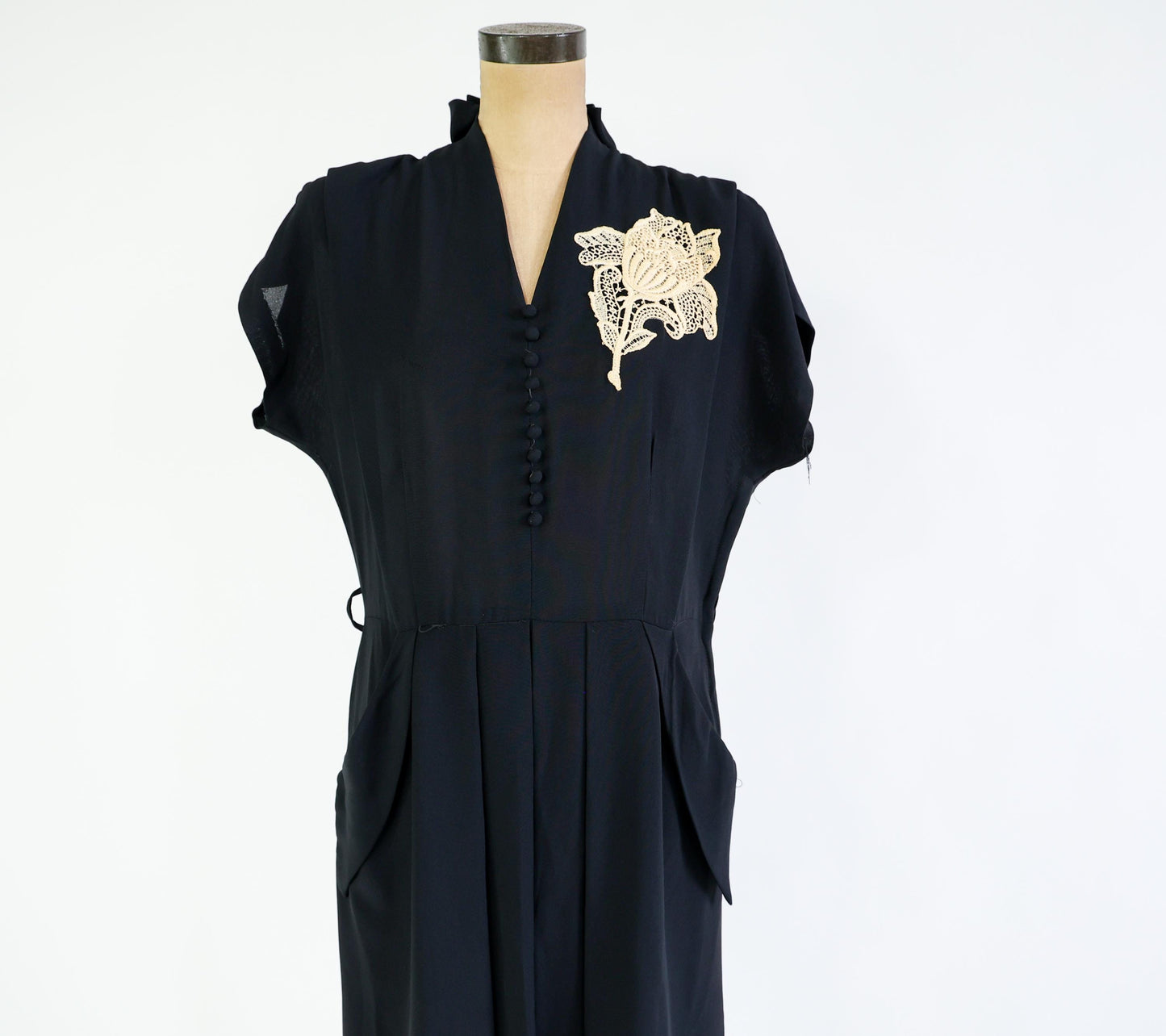 1940s Vintage Black Embroidered Cocktail Dress, Extra Large