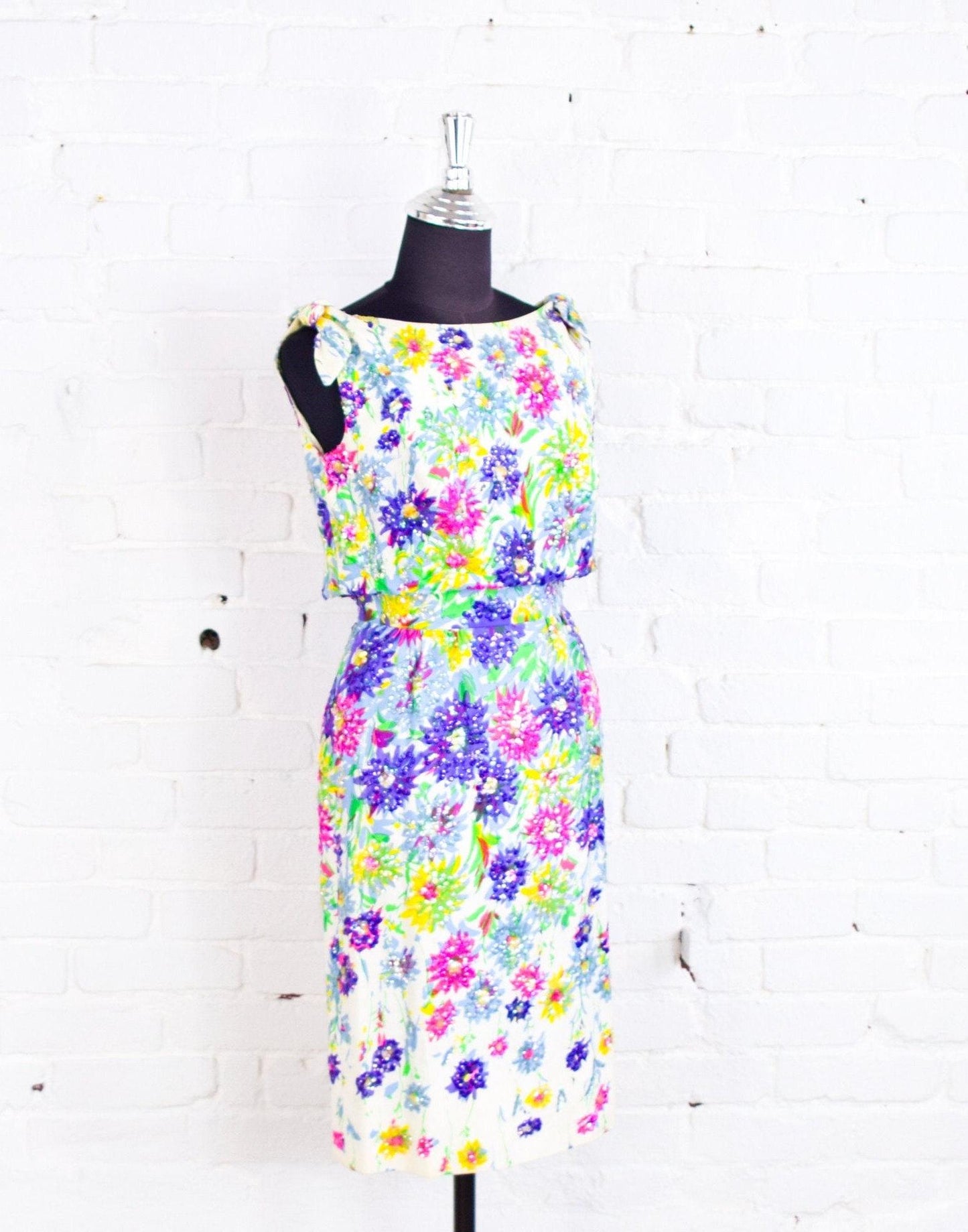 1950s Colorful Floral Sequin Party Dress, Small