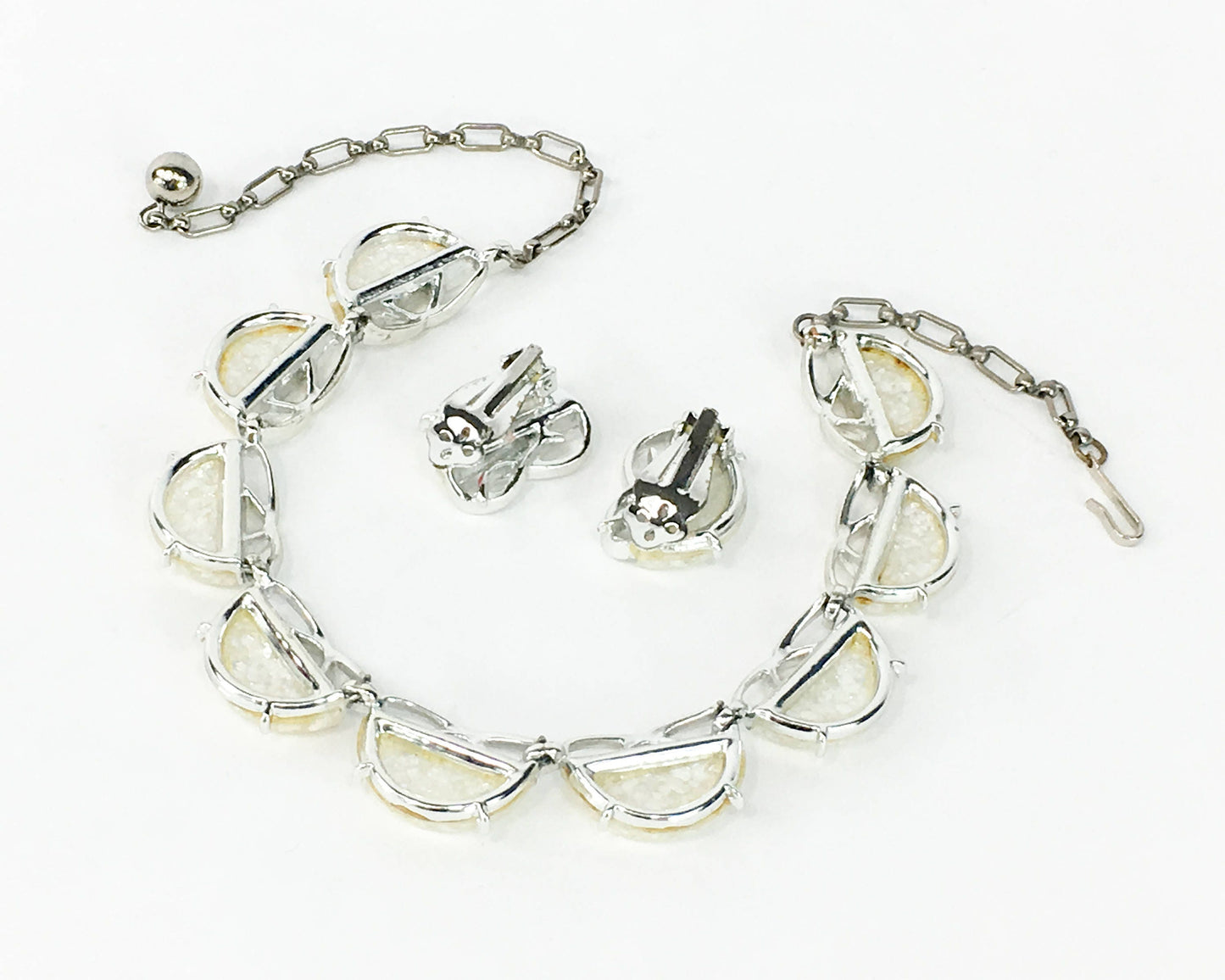 Coro | 1960s White Lucite Necklace Set | 60s White Plastic Necklace &  Earrings | Coro