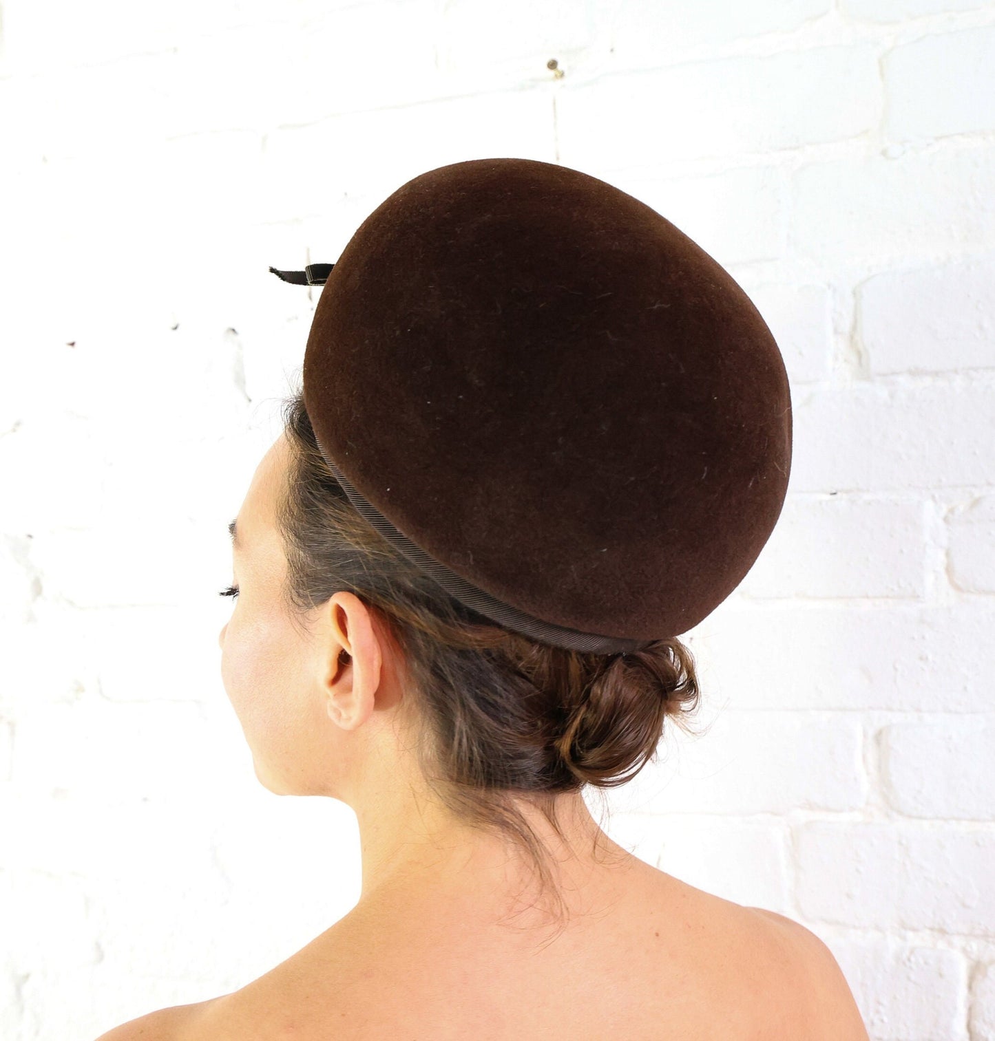 1960s Brown Wool Bubble Hat with Sequins