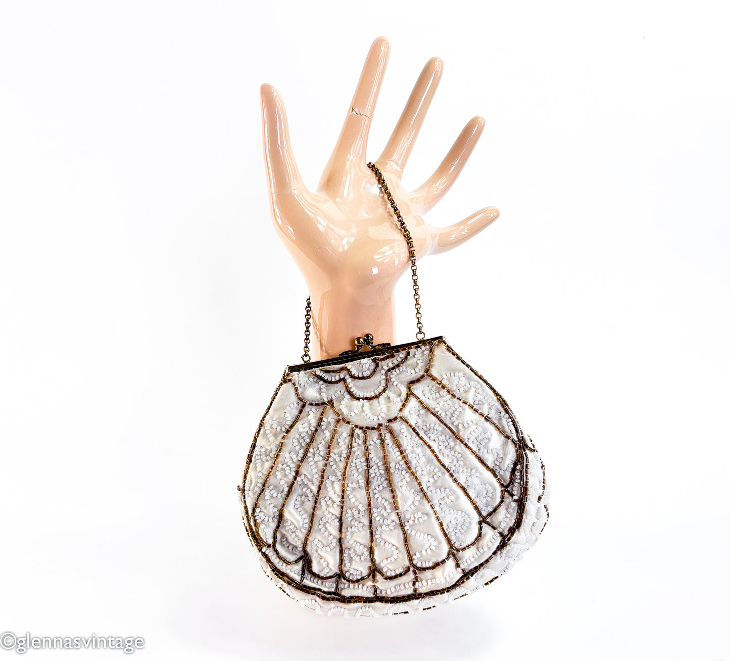 1930s White Silk Beaded Handbag Clutch