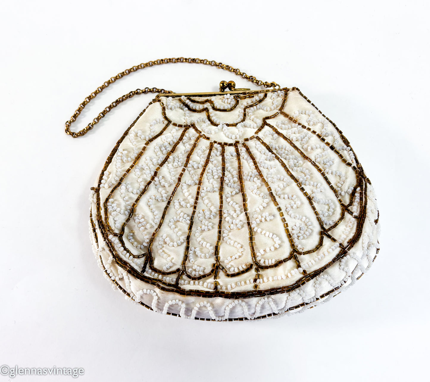 1930s White Silk Beaded Handbag Clutch