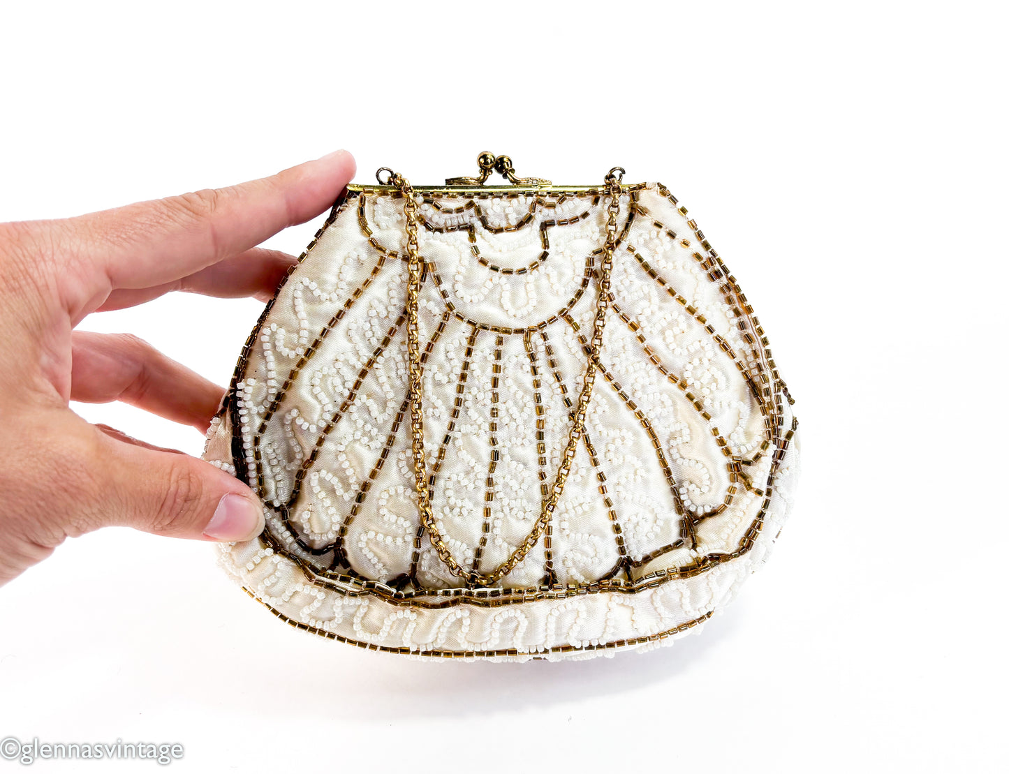 1930s White Silk Beaded Handbag Clutch